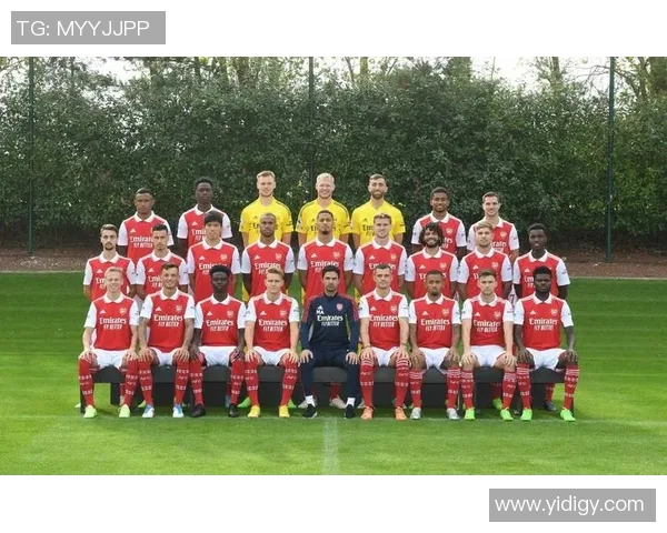 2012年欧冠经典对决米兰与阿森纳的激烈较量与历史回顾