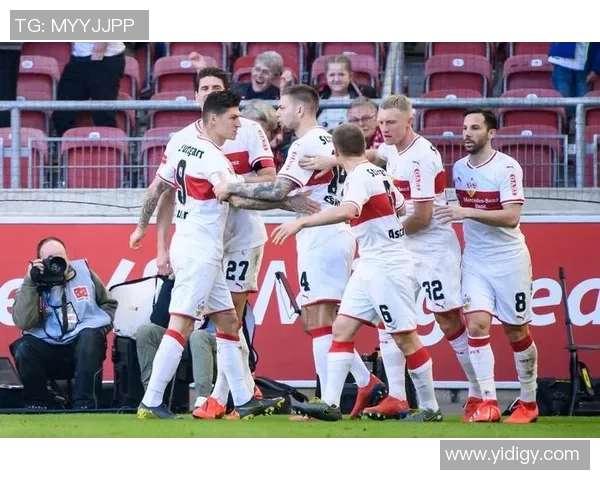 德甲激战斯图加特迎战汉诺威96争夺三分巅峰对决即将上演