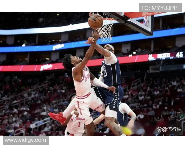 火箭与独行侠精彩对决回顾三月十二日比赛亮点与精彩瞬间分析 火箭与独行侠精彩对决回顾三月十二日比赛亮点与精彩瞬间分析